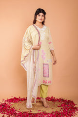 Light Green Mulmul 3 Pc Kurta Set With Embroidery