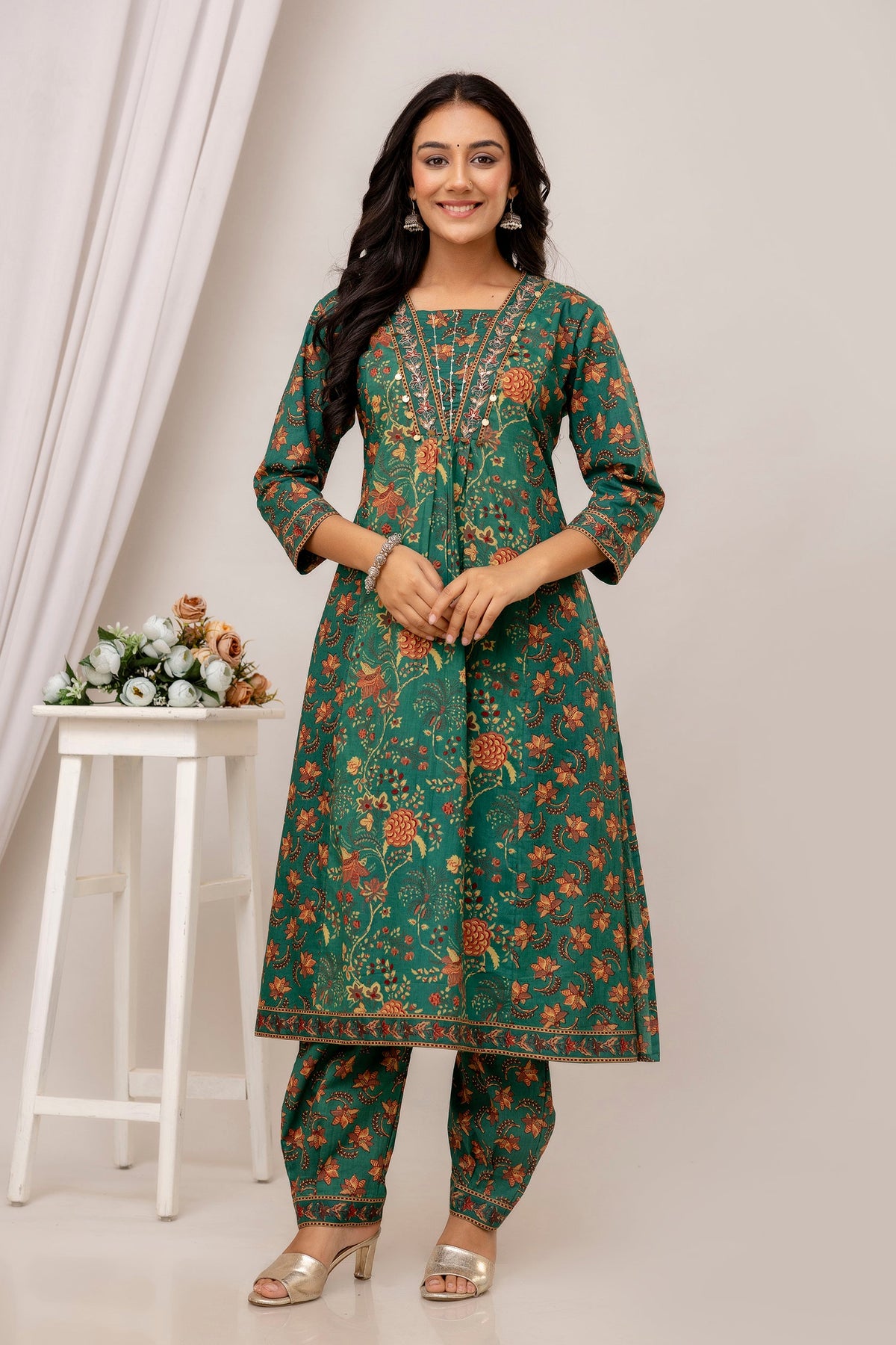 100% Cotton Printed 3Pc Kurta Set Embellished with Sequins Work
