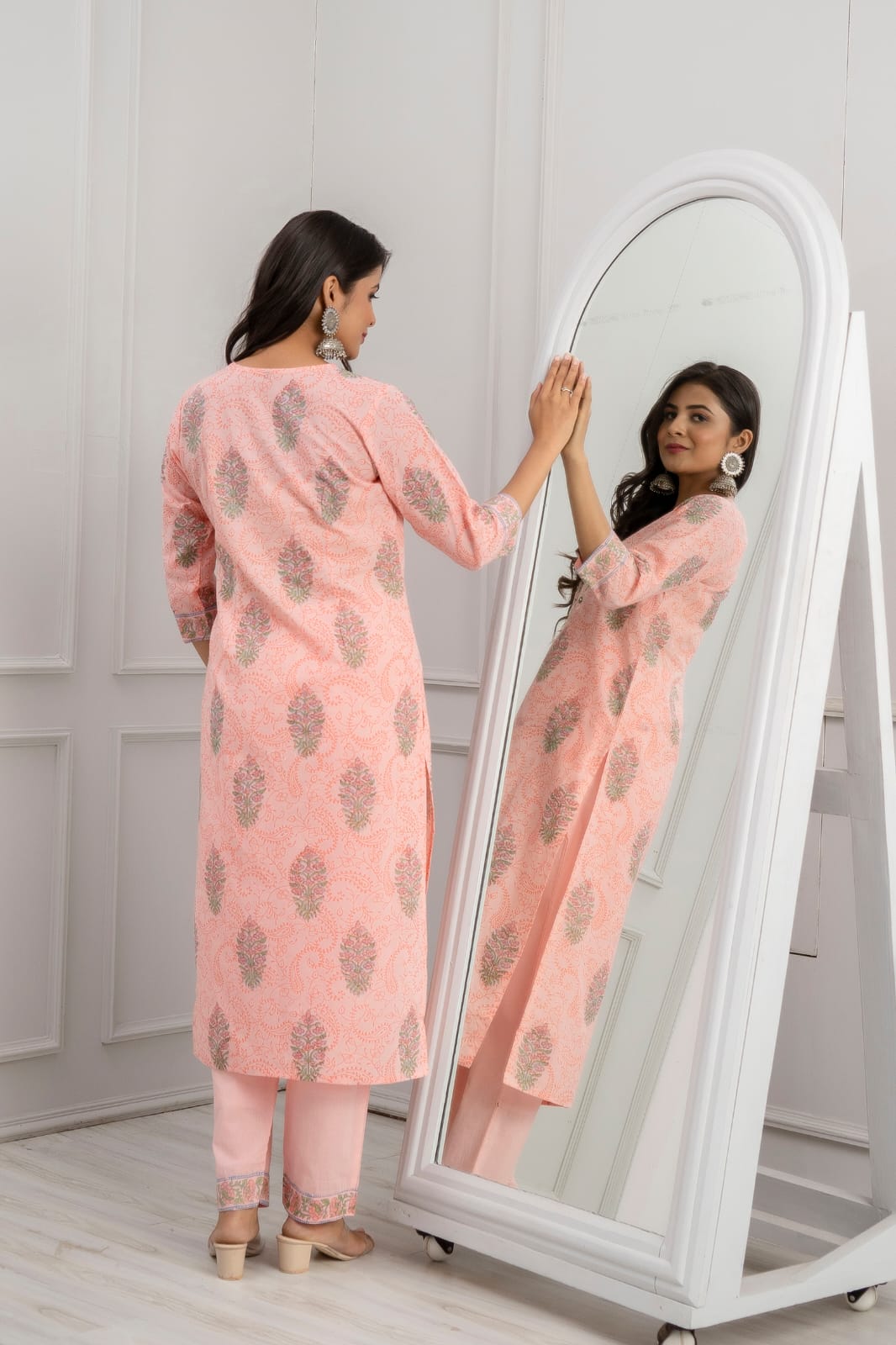 Peach Floral 3Pc Cotton Kurta Set with Embroidery & Mirror Work